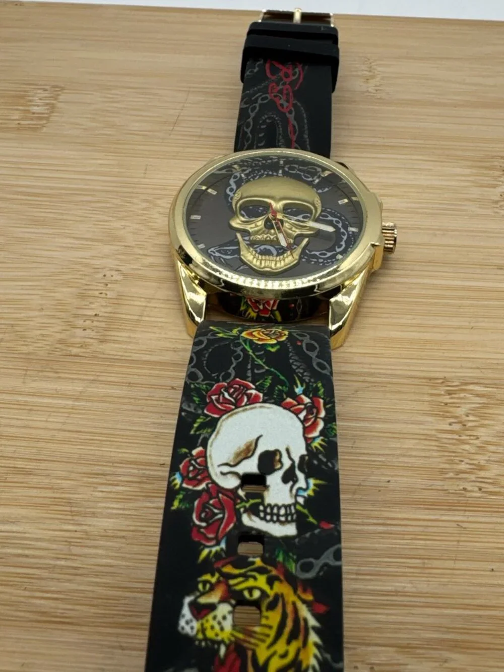 ED HARDY Skull Men's Quartz Movement Gold/Multicolor Print Analog Watch (3)